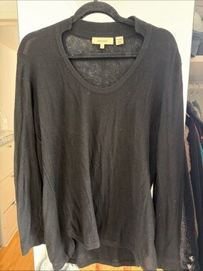 Inhabit Black Scoop Neck Lightweight cashmere sweater